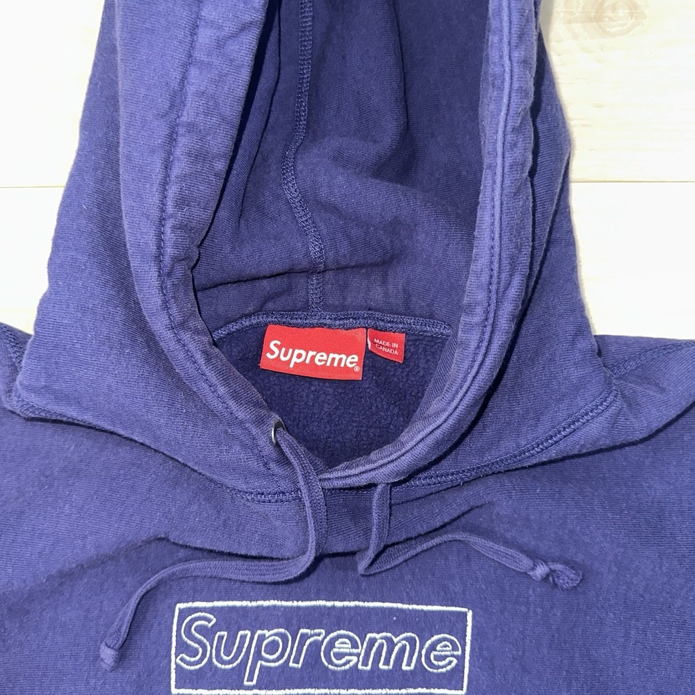 Supreme Kaws Chalk‎ Box Logo Washed Navy Size Medium Streetwear Hype Skater - Picture 6 of 11